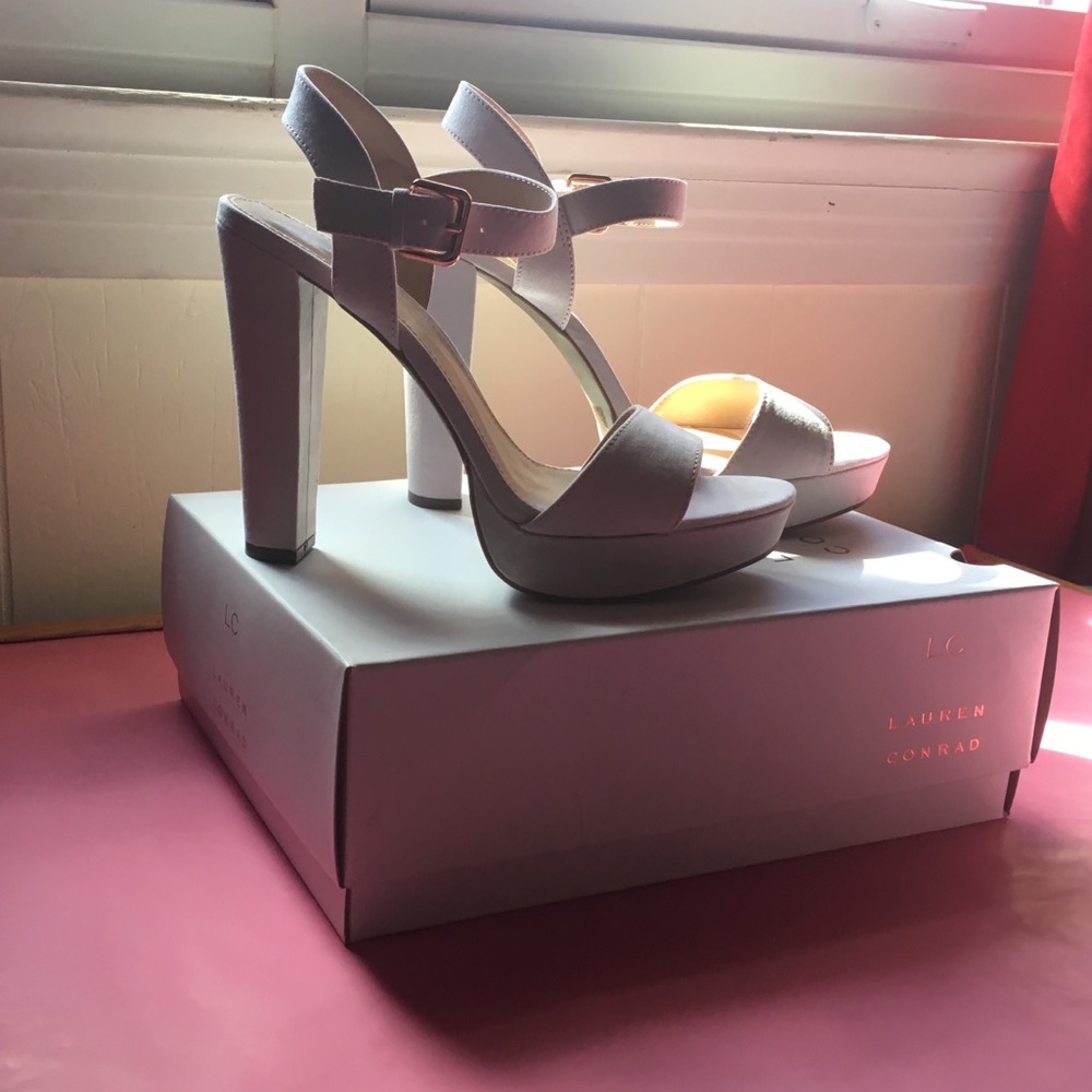 LC Lauren Conrad Pink Bow Open Toed Heels 9.5 - Picture 2 of 5